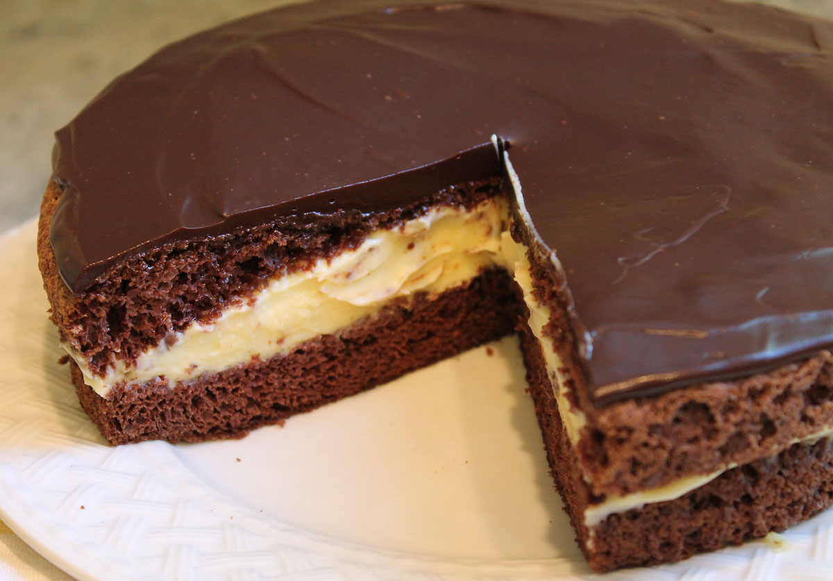 How To Make Boston Cream Cake How To Make Boston Cream Cake