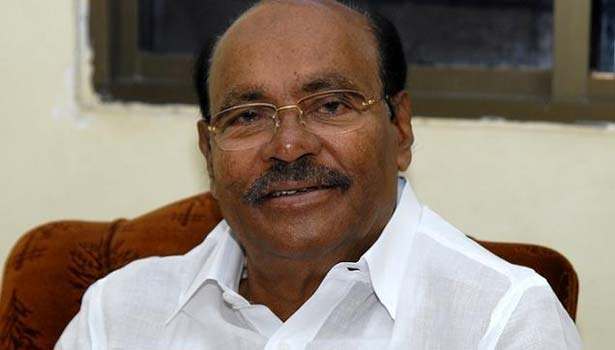 ஜெயலலிதா கைரேகை பதிவு: தேர்தல் ஆணையம் அவசரமாக செயல்பட்டது ஏன்? - ராமதாஸ் கேள்வி ஜெயலலிதா கைரேகை பதிவு: தேர்தல் ஆணையம் அவசரமாக செயல்பட்டது ஏன்? - ராமதாஸ் கேள்வி