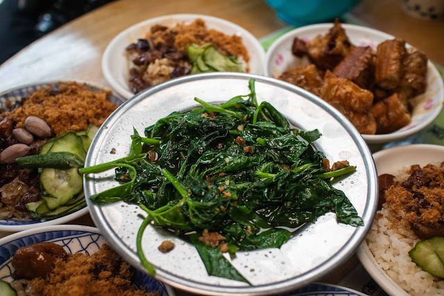 保安路上飄香一甲子，粽葉米糕、肉燥油條，讓人念念不忘的好味道！