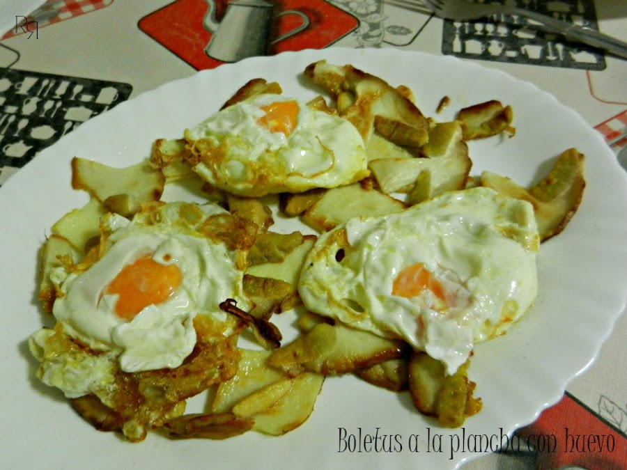 "Boletus a la plancha con huevo"