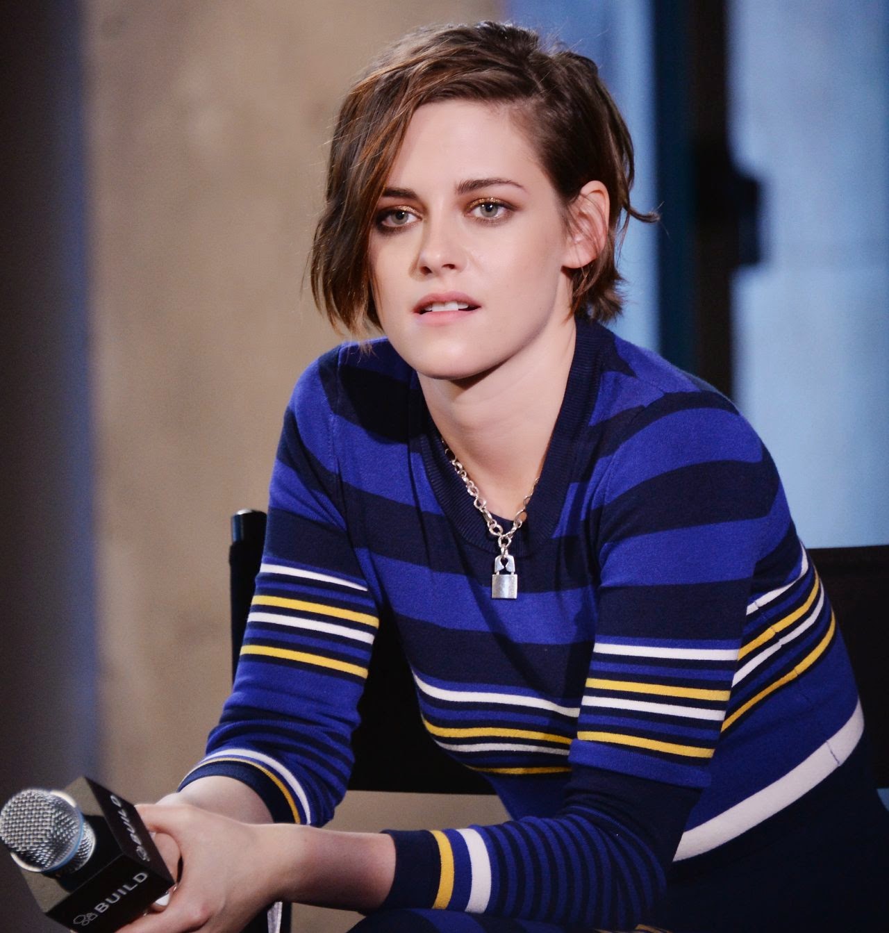 Celebs Galaxy: Kristen Stewart Style- AOL BUILD Live Interview
