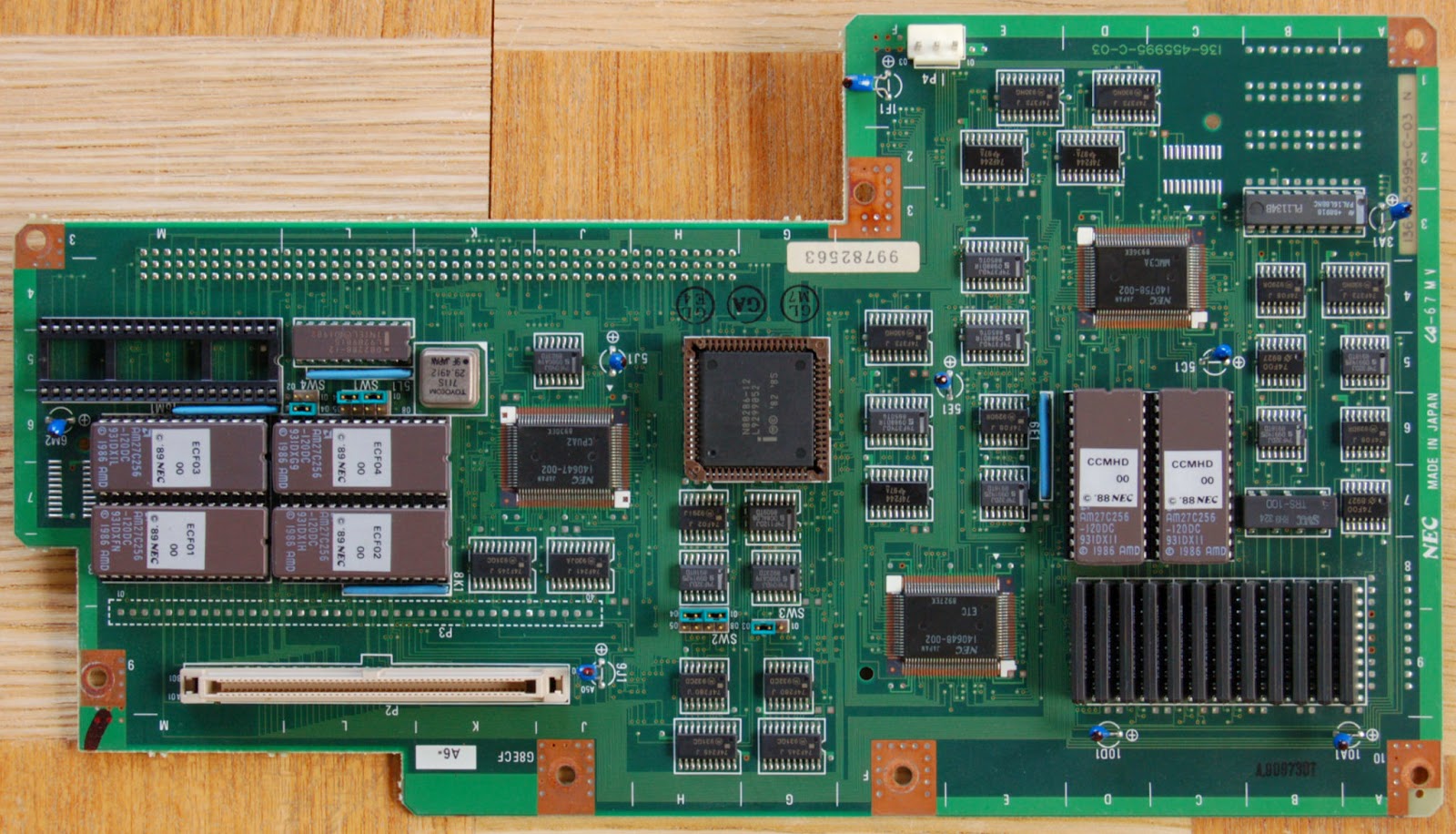 NEC PC-9801EX2 の修理（電源ランプ点灯するけど起動しない）