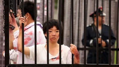 China Menahan Lebih dari 100 Orang Kristen di Kamp 'Re-Education'