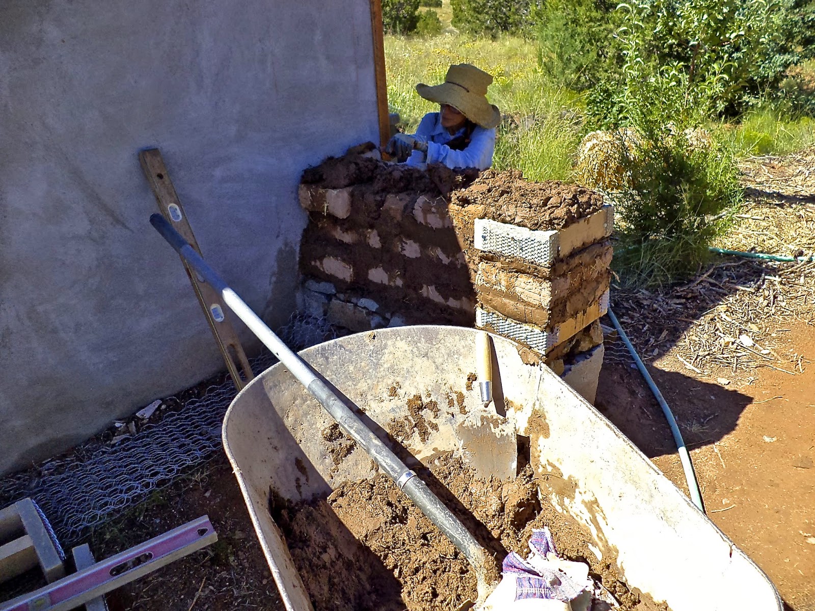 Alt. Build Blog Building An Adobe Wall 3 Putting Up Adobes