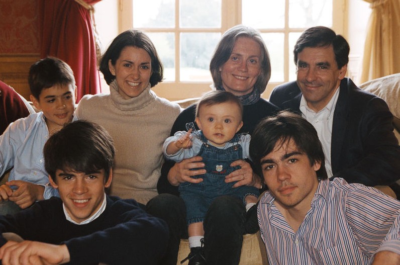 famille%2Bfillon.jpg famille%2Bfillon.jpg