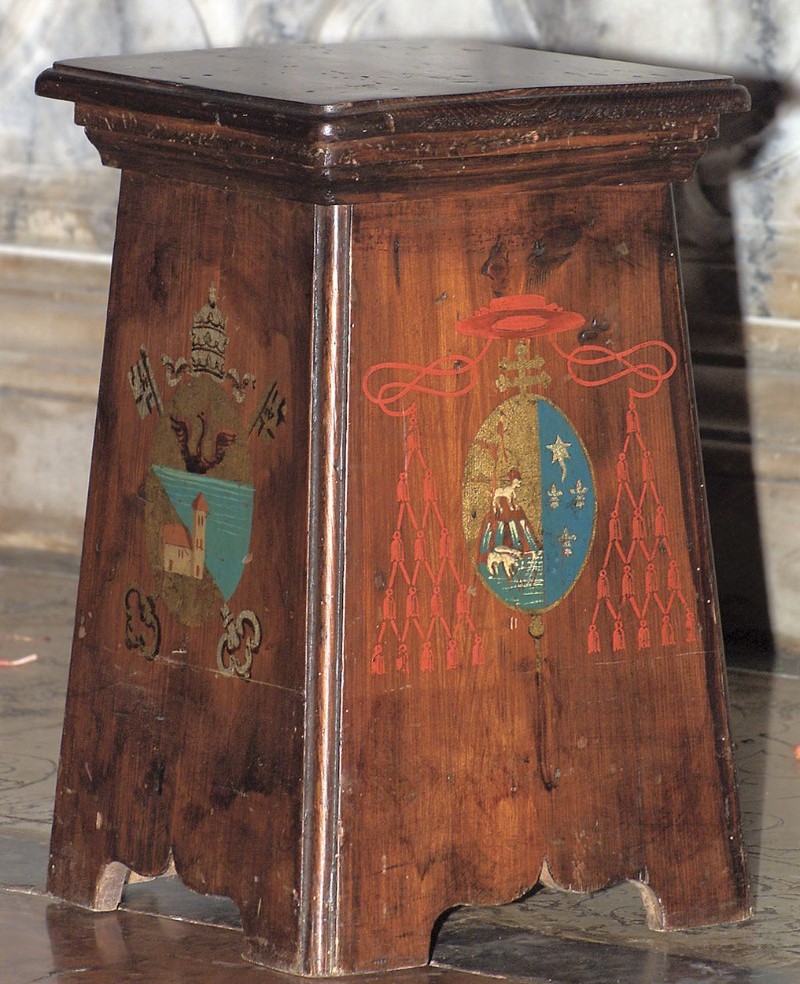 Araldica ecclesiastica La Fontaine, Pietro (18601935), vescovo