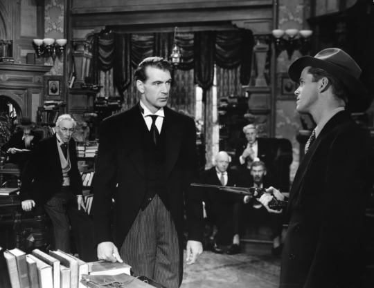 Flick Review < Ball of Fire | Howard Hawks, 1941 9 Flick Review < Ball of Fire | Howard Hawks, 1941 Ball%2Bof%2BFire