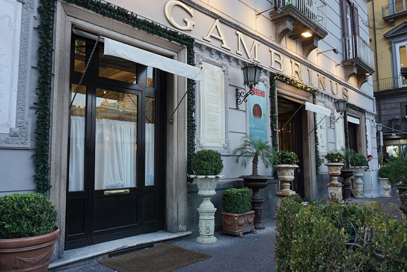 Cafe Gambrinus, Neapol