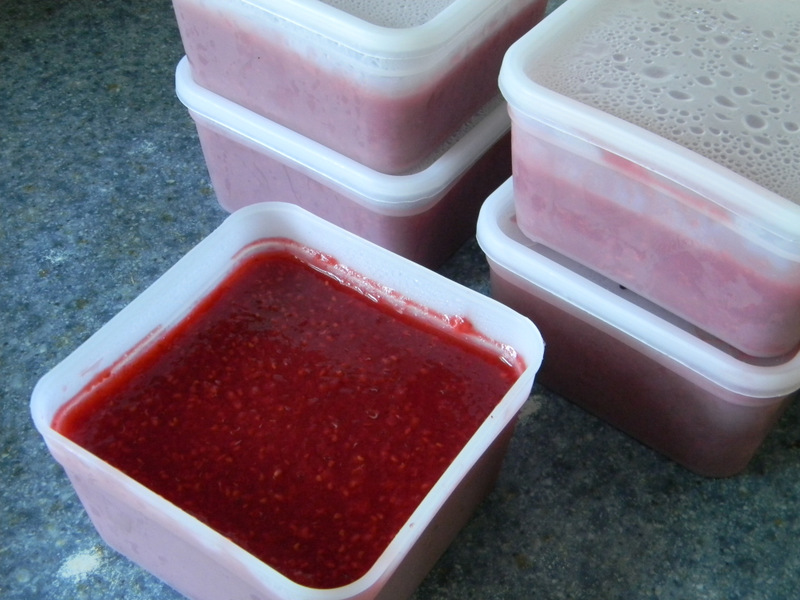 Home Joys Making Jam with Stevia