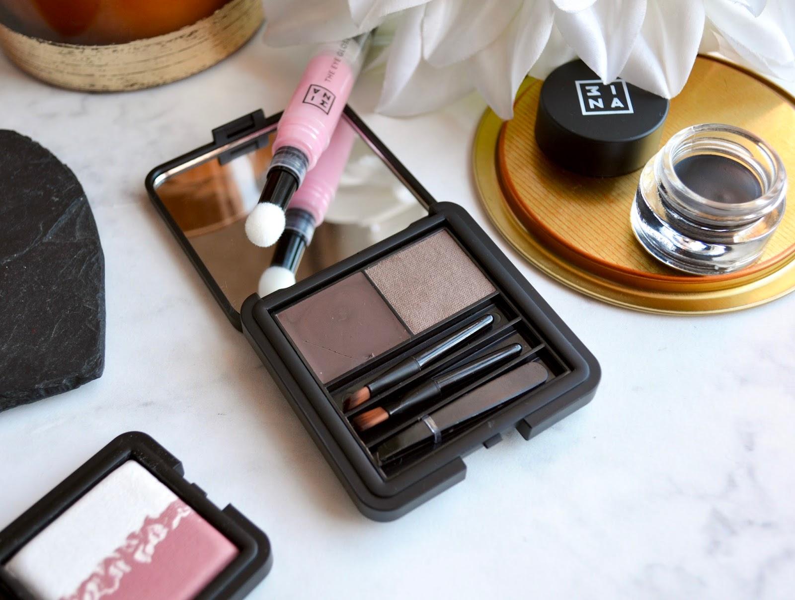 3INA Eye Makeup - All Eyes On You 3INA Eye Makeup - All Eyes On You