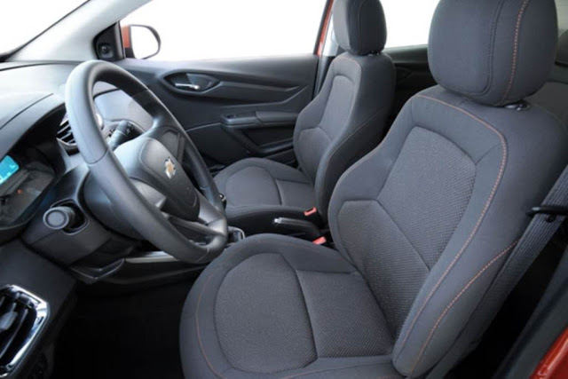 Chevrolet Onix - interior