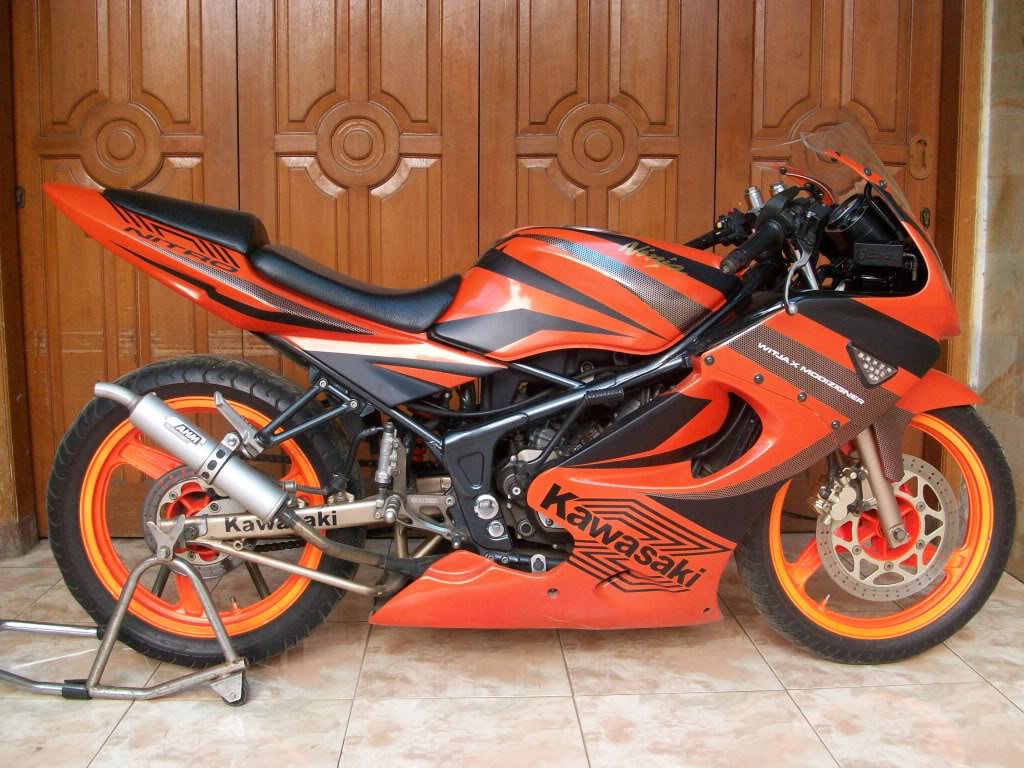 Modifikasi Ninja R 150 Warna Orange