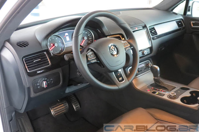 carro Touareg Volkswagen 2014 - interior