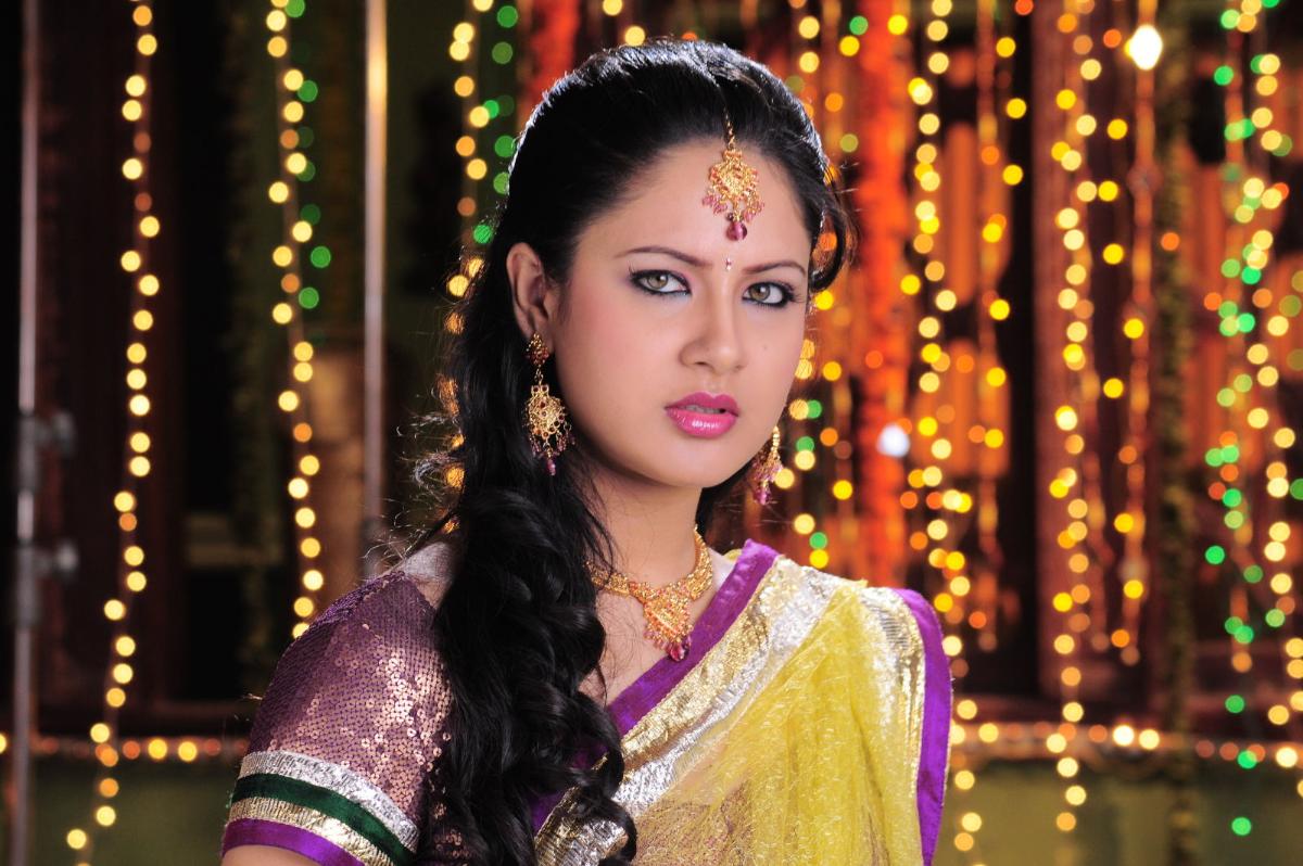 Pooja Bose Beautiful Half Saree Pooja Bose Cute Look Beautiful Indian Actress Cute Photos