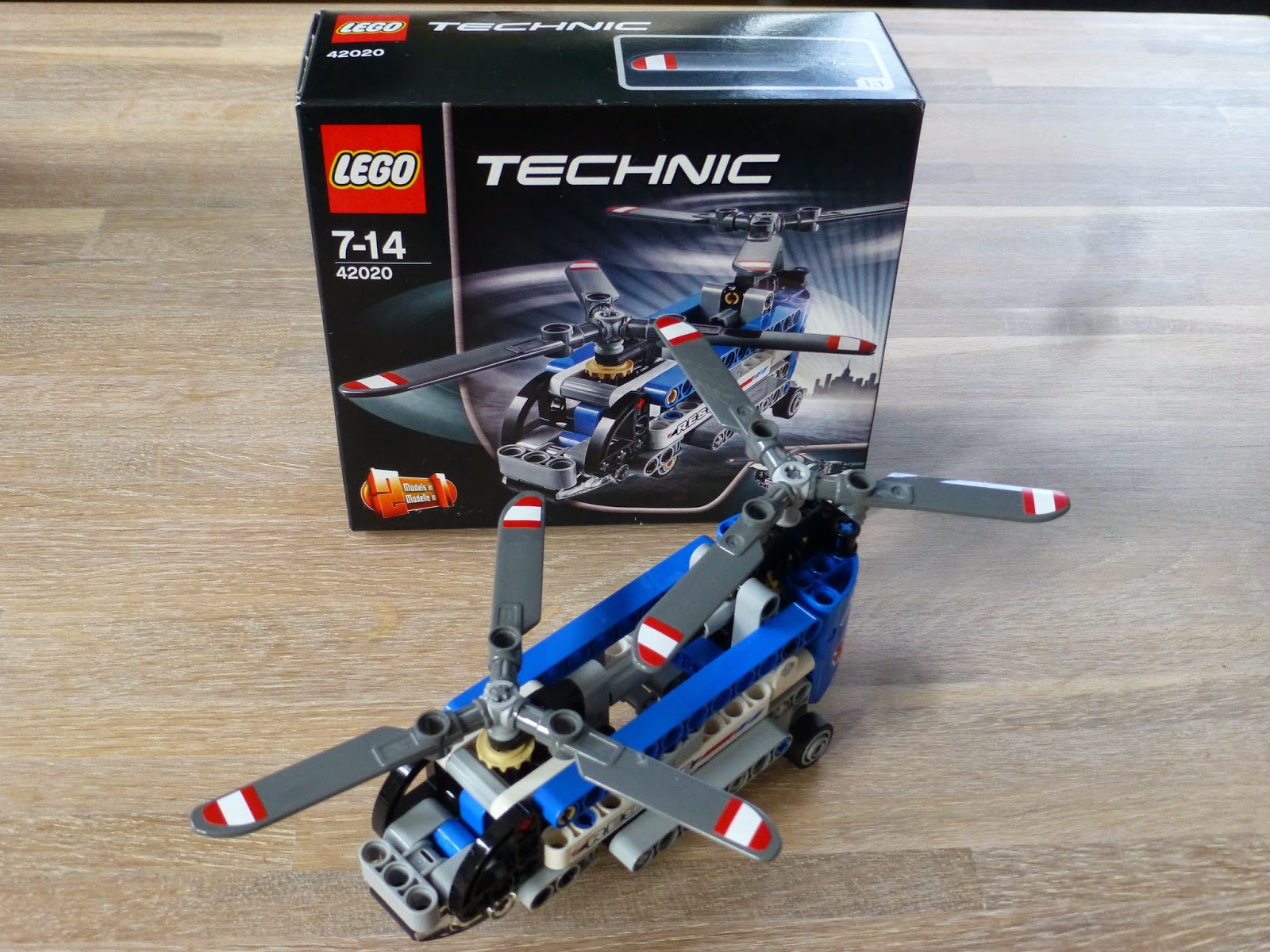Family Technic 42020 Twin-Rotor Helicopter Model