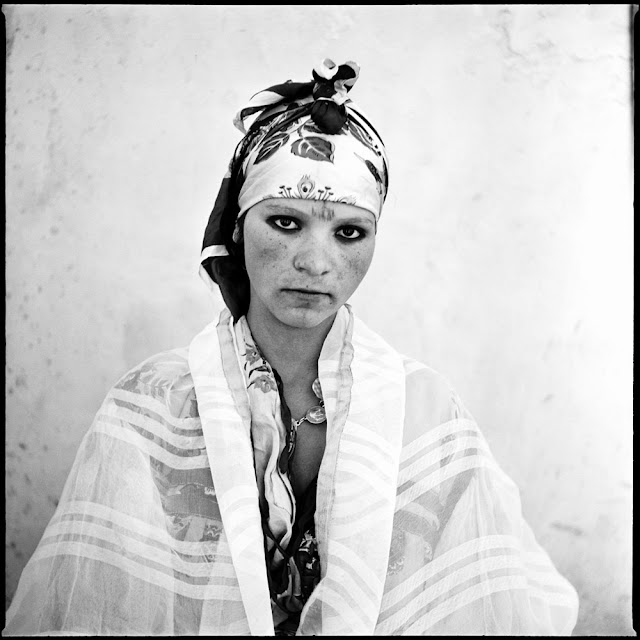 Vintage Portraits of Algerian Women Who Were Forced to Remove Their ...