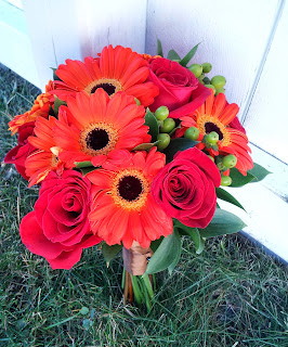 The Best Flowers For a Fall Wedding The Best Flowers For a Fall Wedding