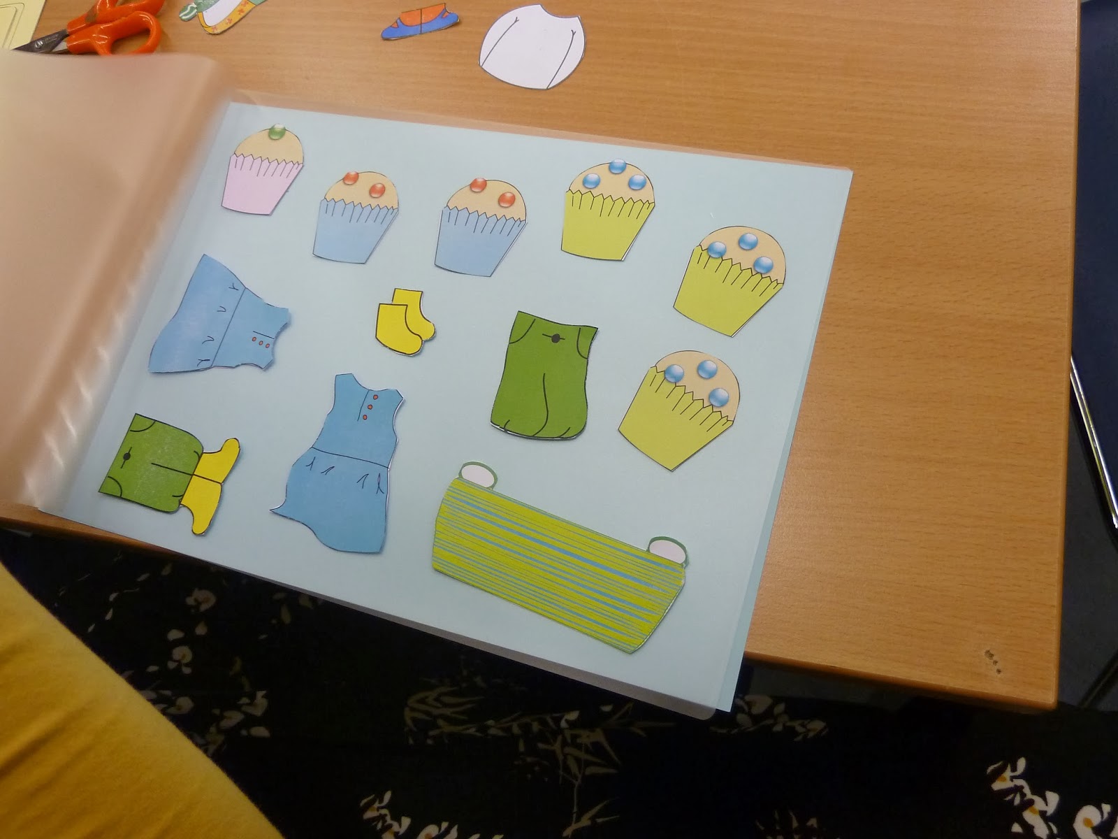 Doe-boeken maken naar aanleiding van een kinderboek: Doeboek “Feest”