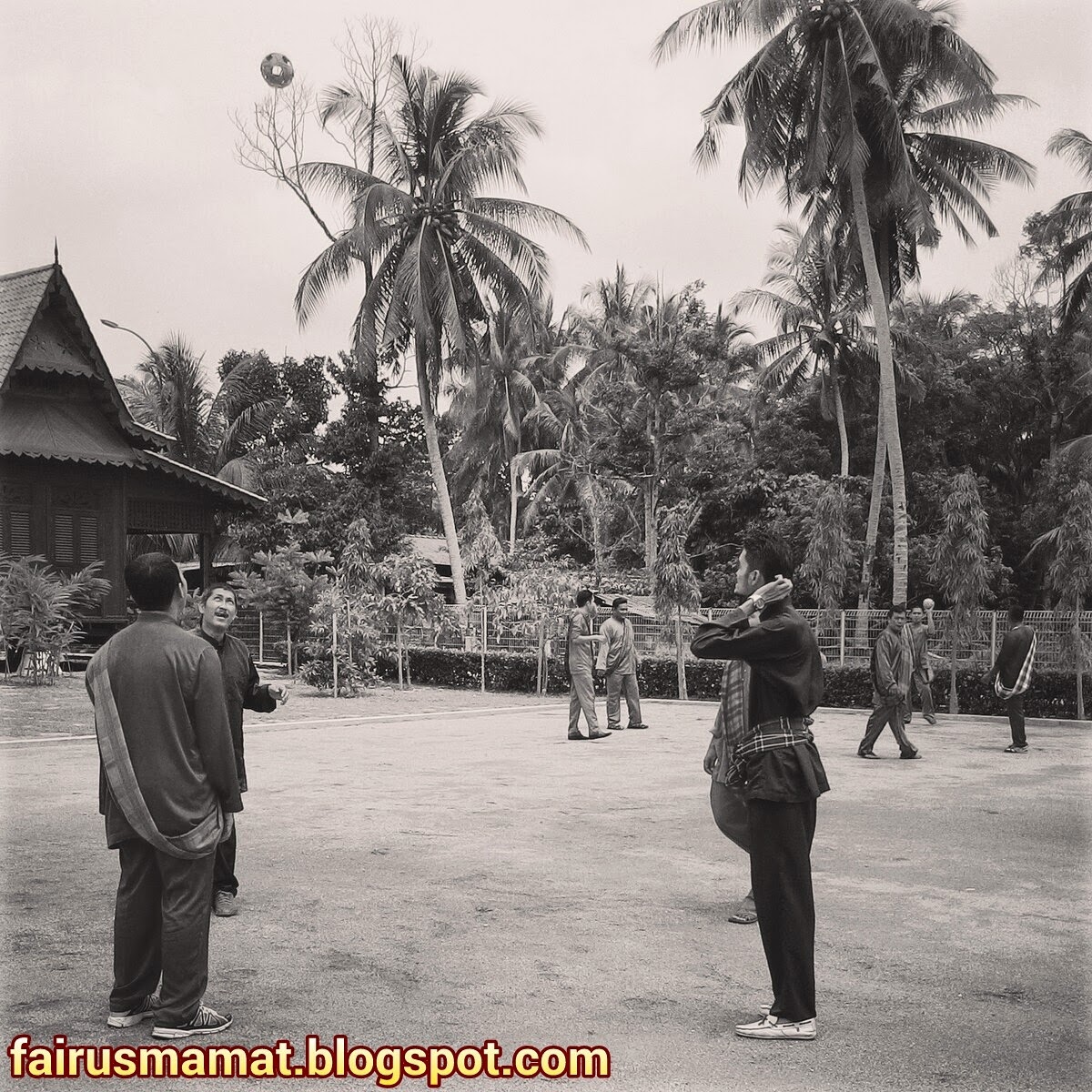 fairusmamat.com: SEPAK RAGA : ADA KISAHNYA