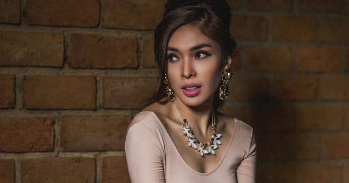 Photoshoot Hot!: Galeri Foto Seksi DJ Kartika Ayu Model Cantik FHM Magazine
