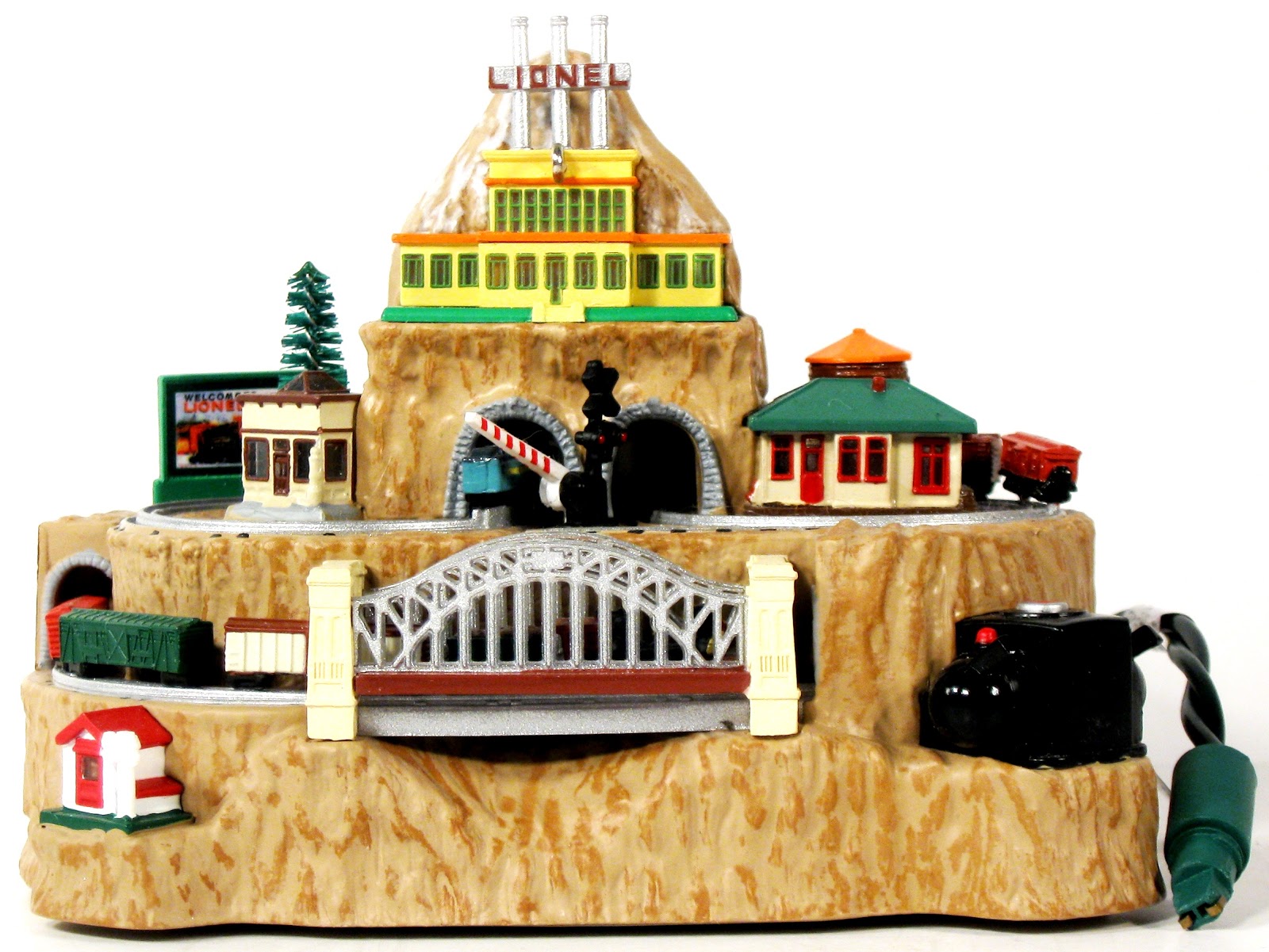 Toys and Stuff TRAIN TIME Hallmark Lionel Christmas Tree Ornament