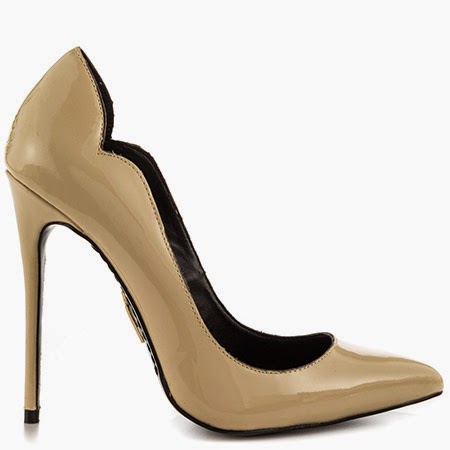 Hollywood Haus of Fashion: Skinny Heels are Still the