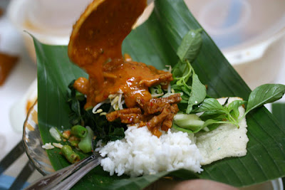 Bikin Air Liur Meleleh!!! Inilah Tips Membuat Sambal Bumbu Pecel Yang Nikmat Sambal Bumbu Pecel