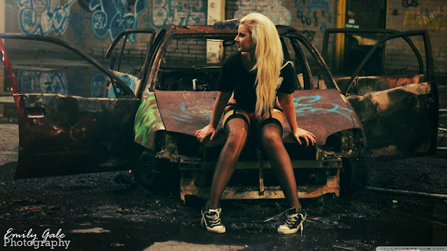 Fantasy world of Girls Wallpaper