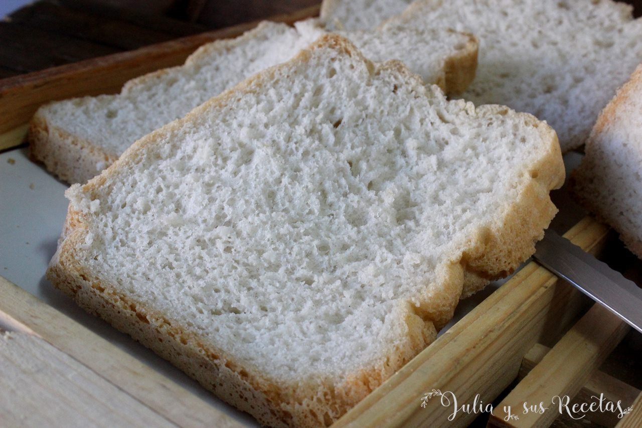 JULIA Y SUS RECETAS: Pan de molde sin gluten en panificadora