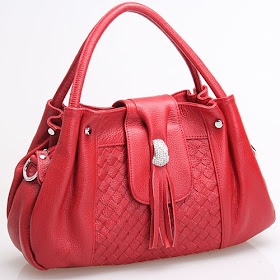 Elegance of living: Red Handbags
