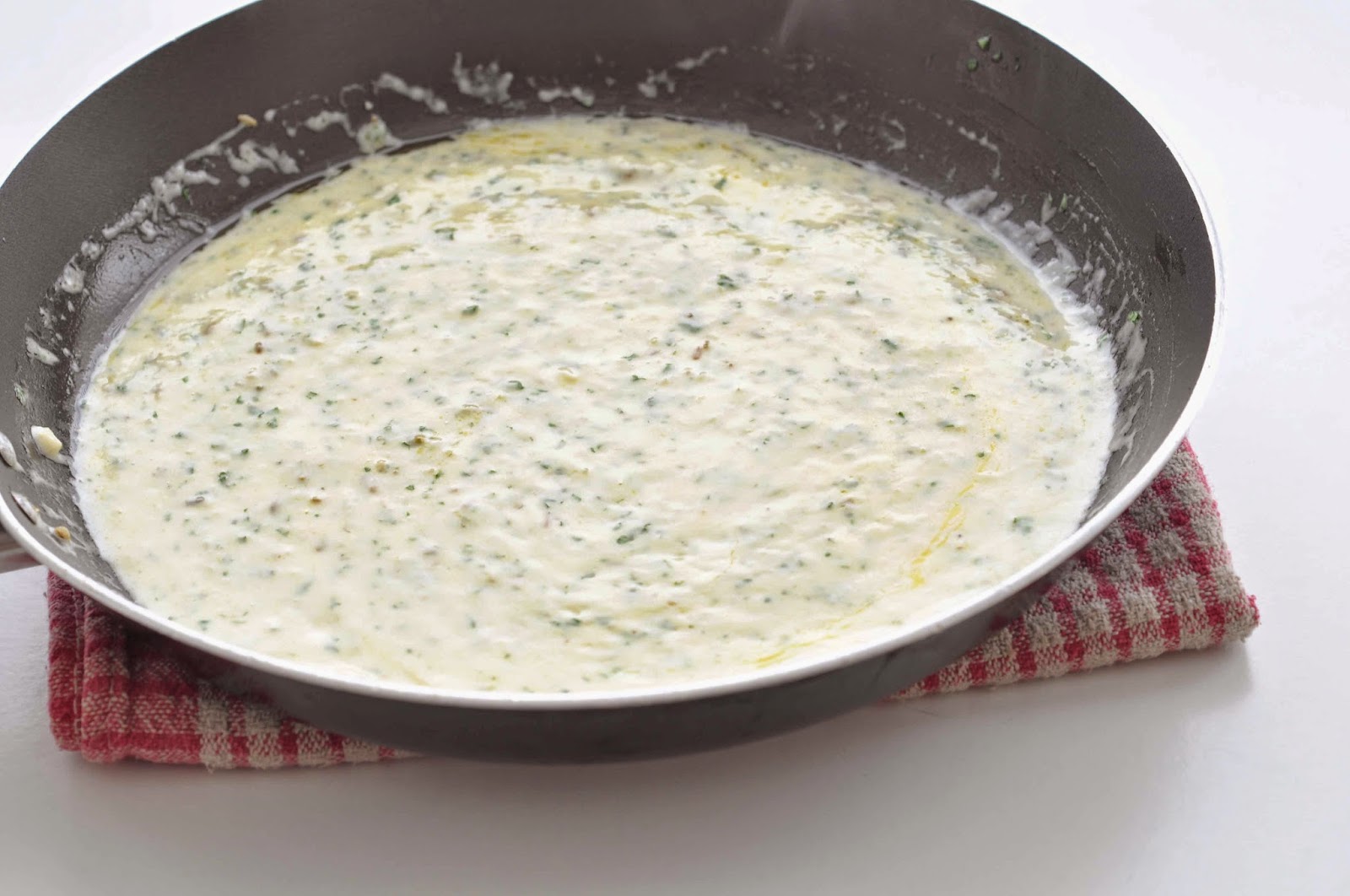Simple Food How to make a White Wine Creamy Sauce Base