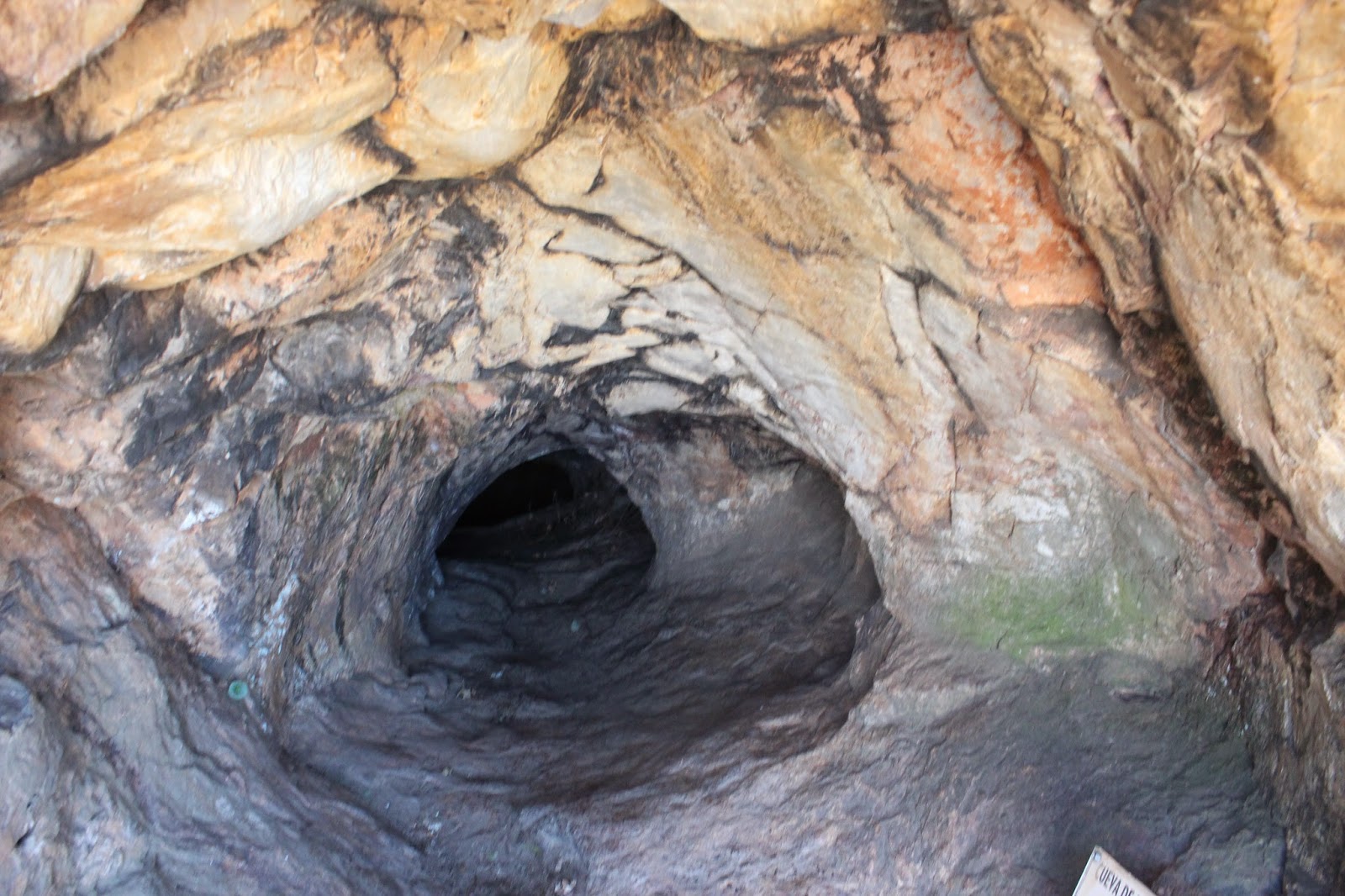 Cueva de los Morales en Berzocana