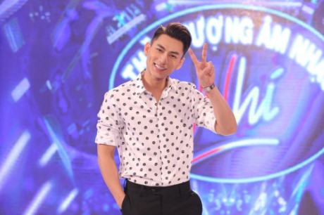 Isaac nói gì về việc Hồ Văn Cường được giám khảo Idol Kids thiên vị? - Ảnh 1 Isaac noi gi ve viec Ho Van Cuong duoc giam khao Idol Kids thien vi? - Anh 1