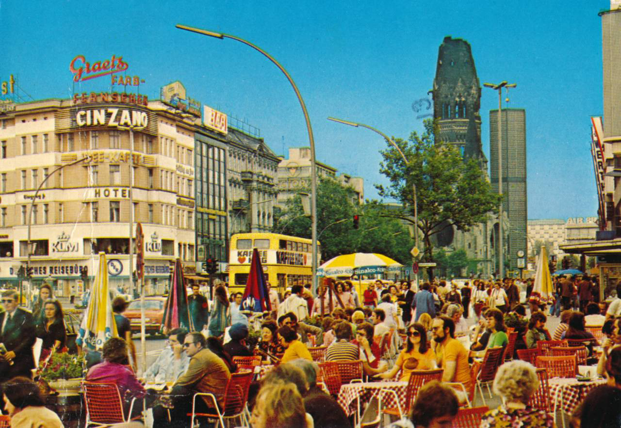 30 Brilliant Vintage Postcards That Show Everyday Life of West Berlin From Between the 1950s and