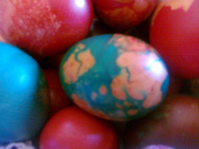 farbanje jaja za uskrs