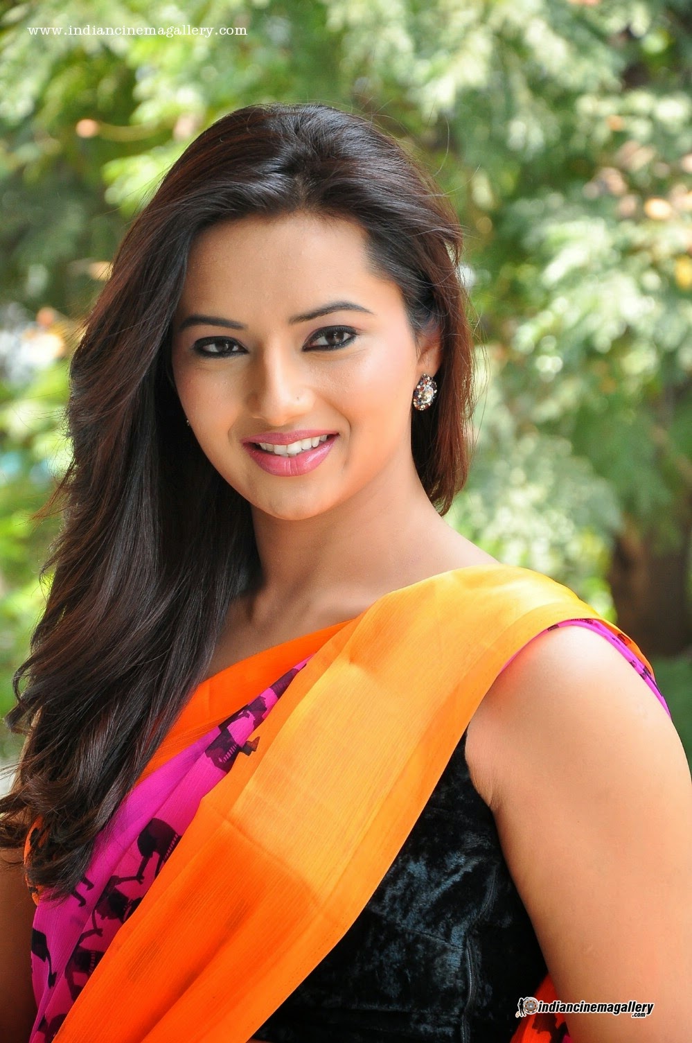 Beautiful Desi Sexy Girls Hot Videos Cute Pretty Photos Isha Chawla
