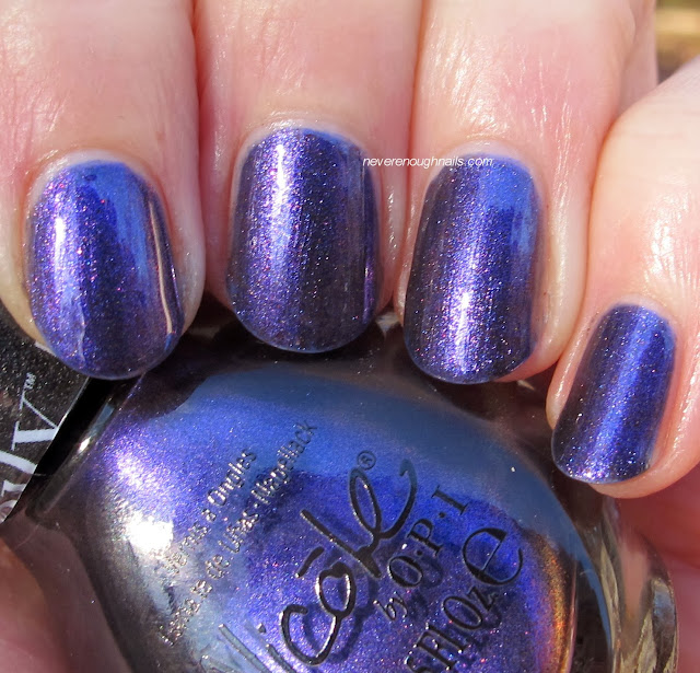 Never Enough Nails: Nicole by OPI Modern Family Holiday, Part 1!