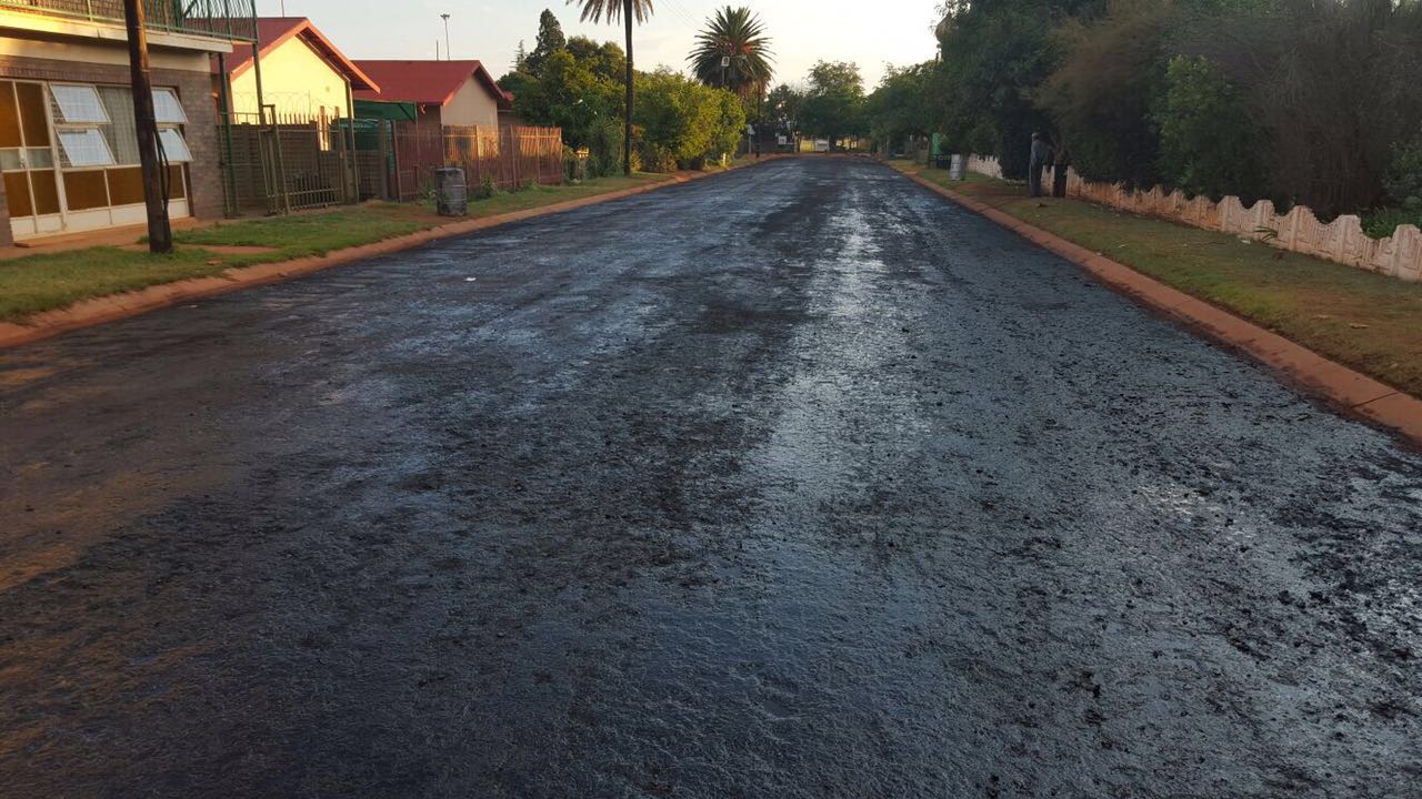 Road construction,#earthworks#tarsurfacing