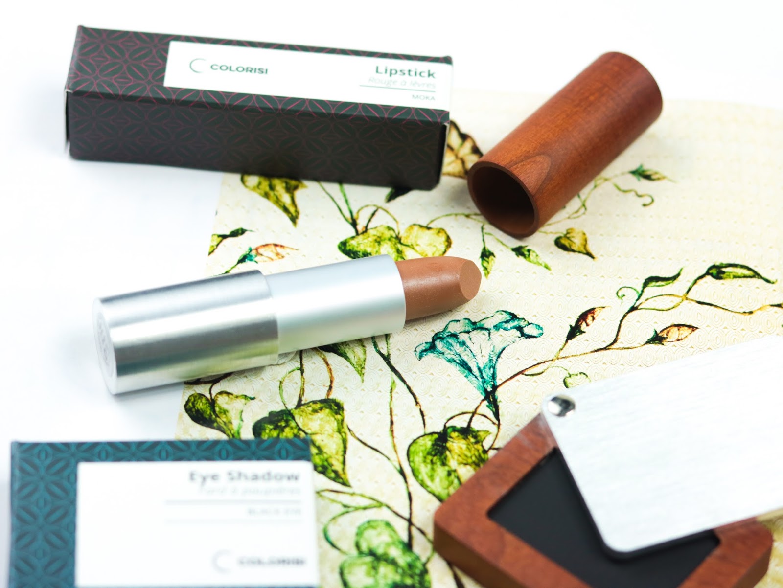 COLORISI Fard à paupières Black Eye Rouge à lèvres Moka avis et swatch
