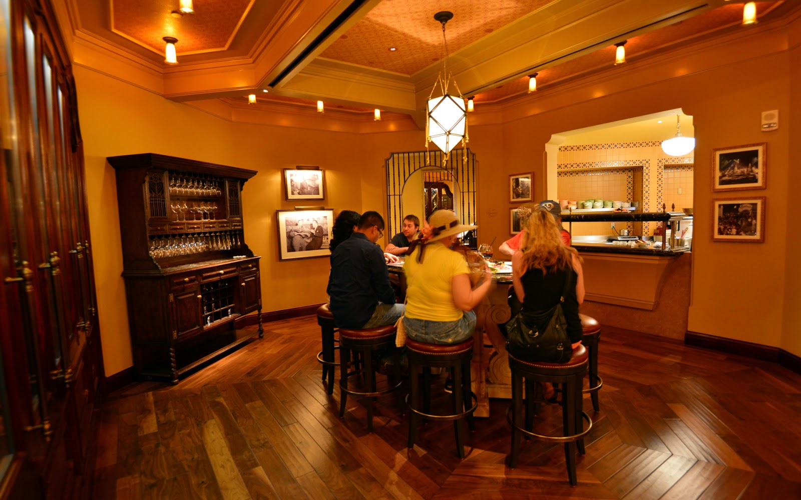 The Carthay Circle Lounge