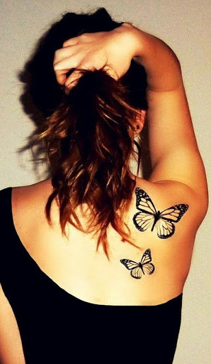 Dois Negros Tatuagem de Borboleta na parte Superior Direita da Volta