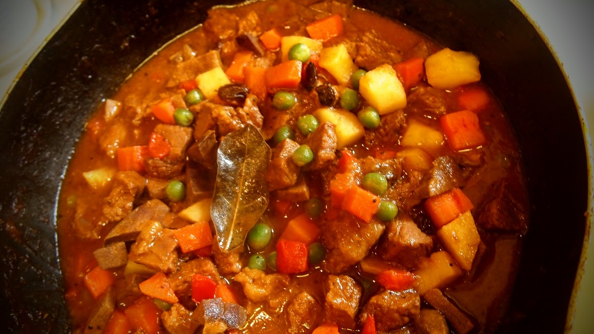 LUWEEH KITCHEN : Beef Menudo Recipe