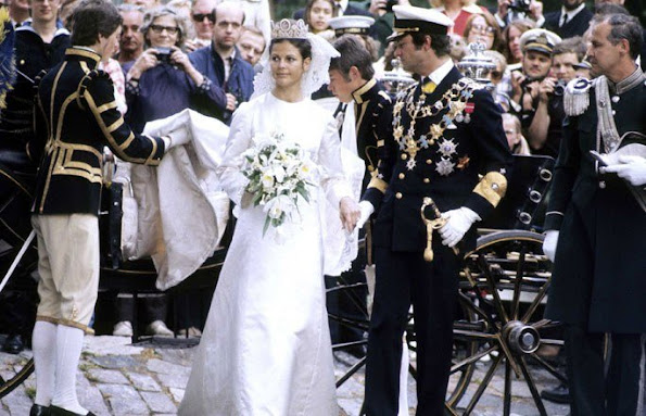 Queen-Silvia-King-Gustaf-Wedding-2.jpg