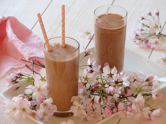 Boisson végétale à la noisette, au chocolat et aux dattes recette de boisson végétale sans lactose
