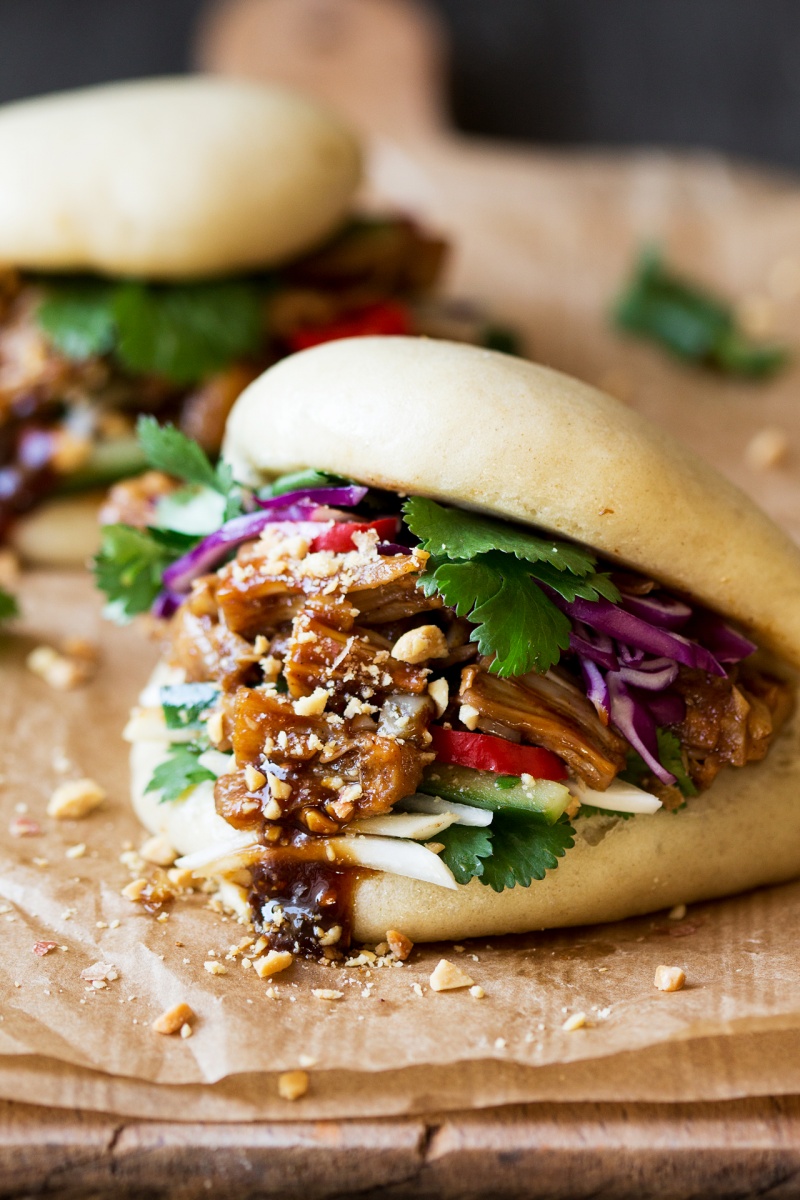 Quick and Easy Recipes VEGAN BAO BUNS WITH PULLED JACKFRUIT