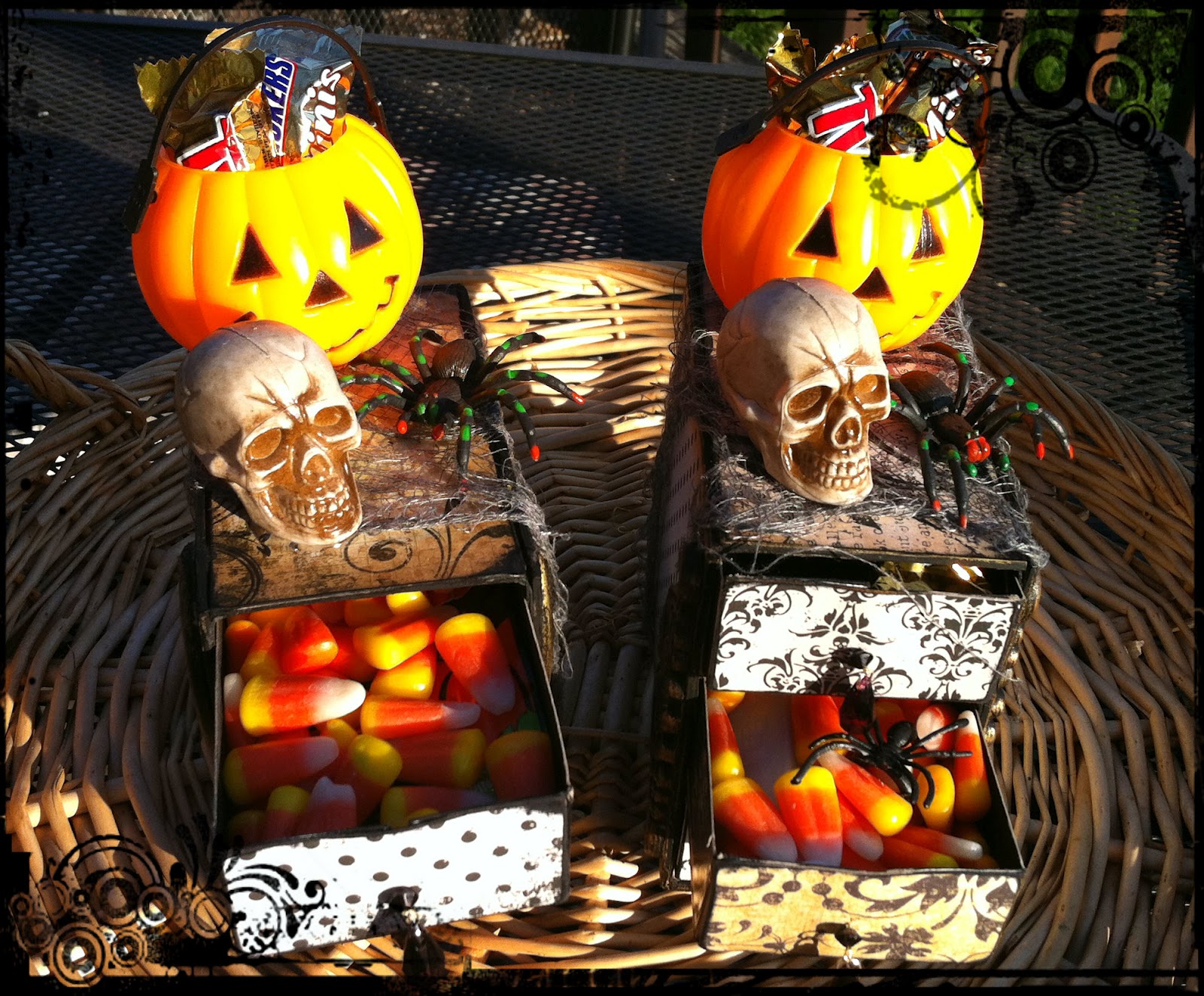 Kluckingbear Halloween In A Box