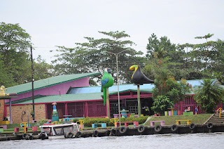 Muelle principal de Tortuguero Pueblo