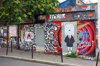 Sunday Street Art : Fred le Chevalier - rue de Ménilmontant - Paris 20