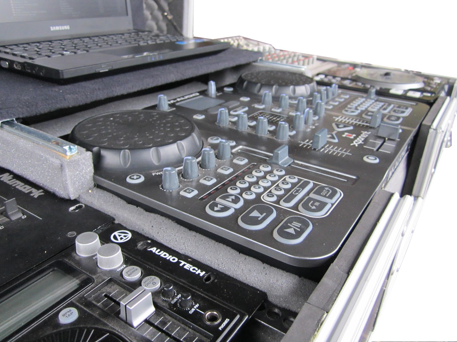 Racks Para Dj Quito Ecuador Racks Para Djs y Sonido Profesional