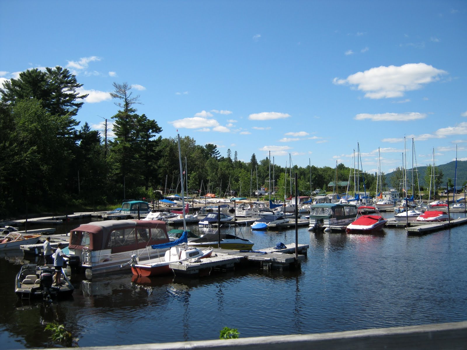 ziniania's corner Beautiful Ottawa River (in Deep River, Ontario)